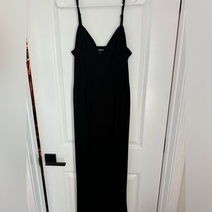 Express Jumpsuit in Black Size Medium